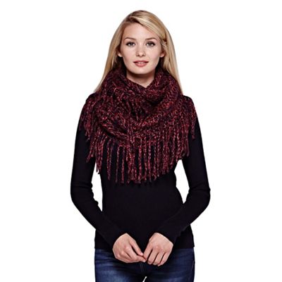 Red Chunky Knit Fringed Snood